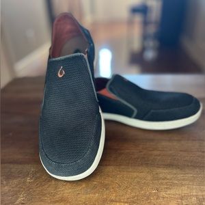 OluKai Nohea Mesh Dark Shadow Black Mens 10